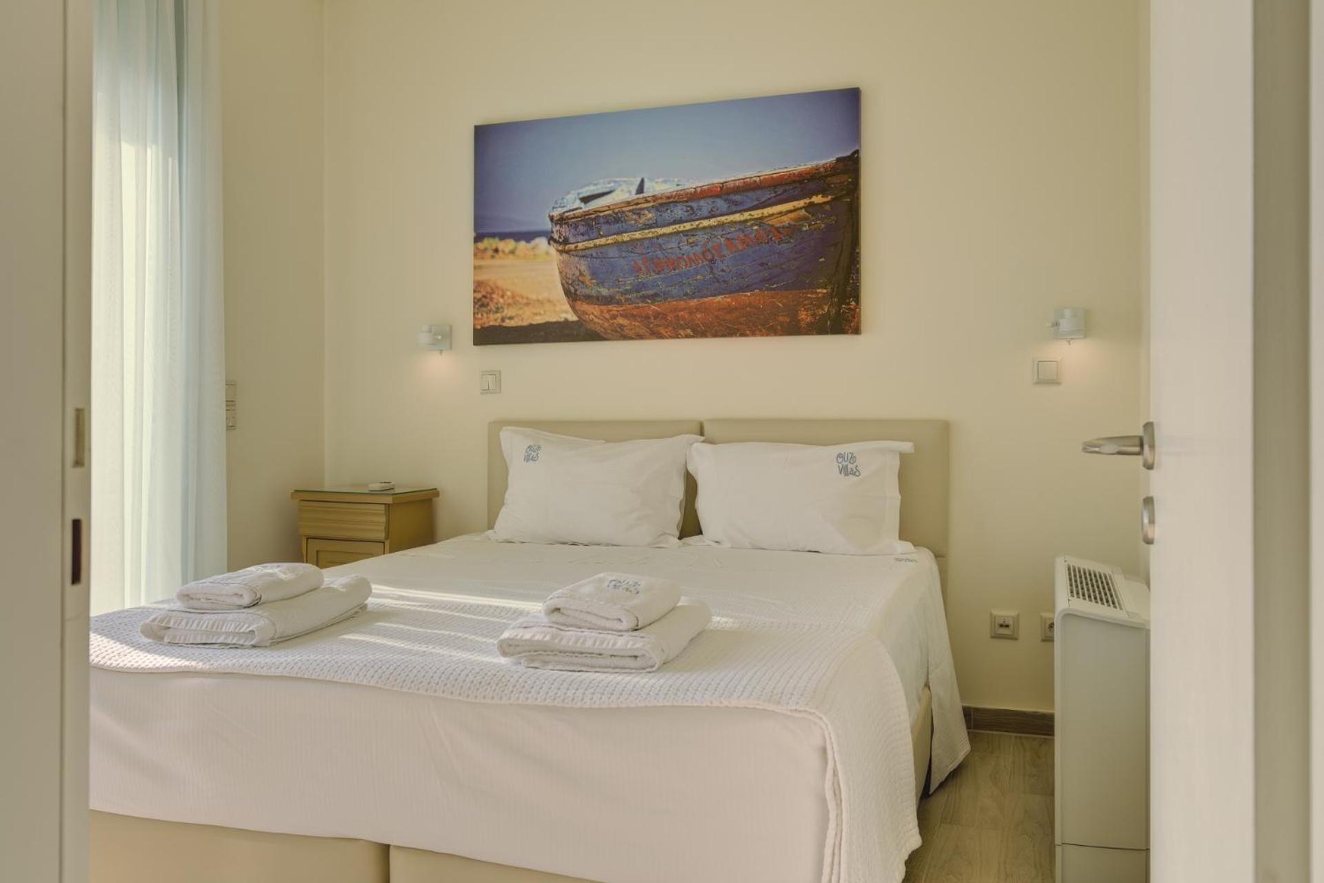 Ouzo Panoramic Houses 1, With Private Pool Πλωμάρι Δωμάτιο φωτογραφία